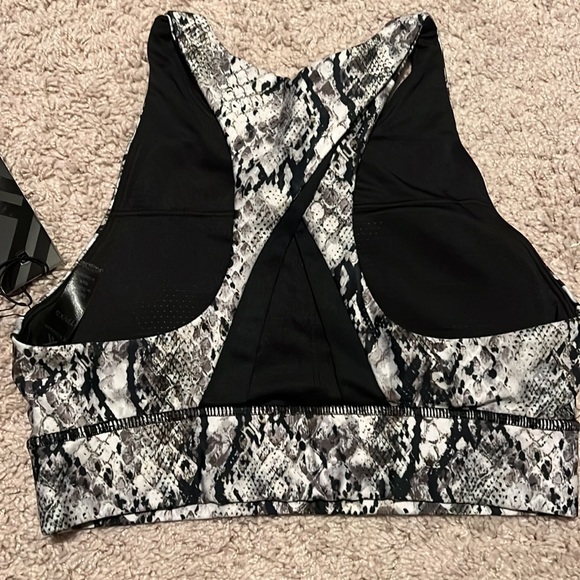 Kyodan Sports Bra - Picture 6 of 7